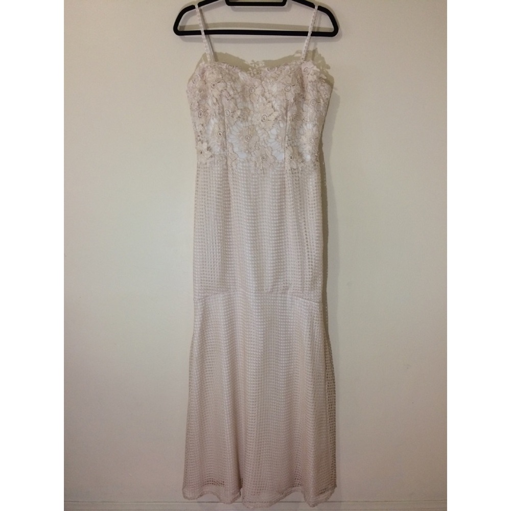 Aidan Mattox spaghetti lace top mermaid gown - Picture 4 of 8